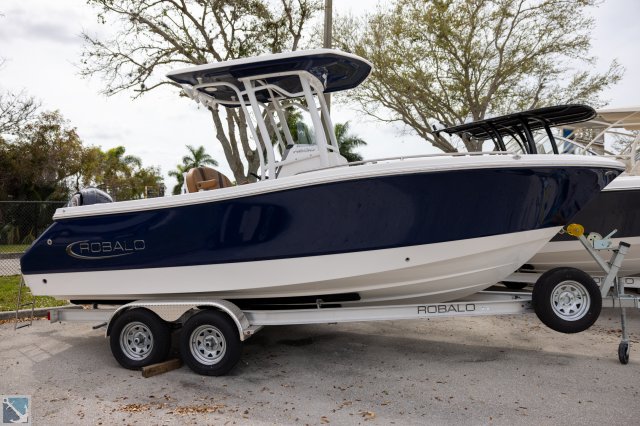 New 2024  powered  Boat for sale